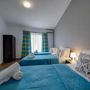Fleur Court - 4 Bedroom Side Seaviews And Penthouse By Shortletsmalta Apartment Sliema